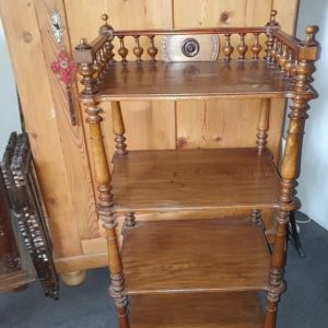 Regal/ Etagere Nuß Gründer